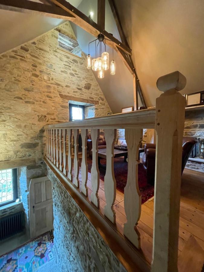 Manoir Medieval Du XV Ieme Siecle Minihy-Treguier Bagian luar foto